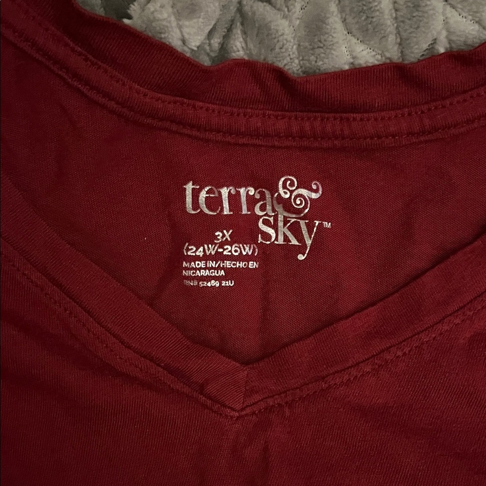 Terra&Sky Long sleeve shirt.